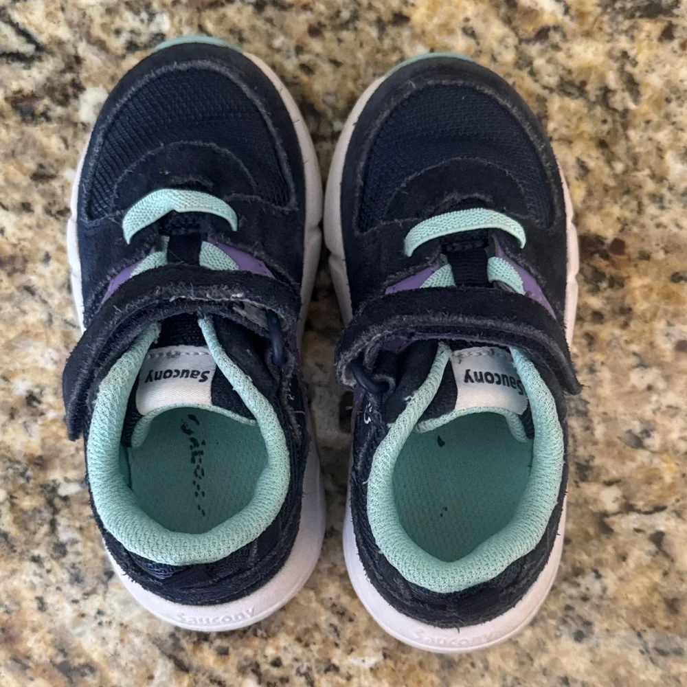 Saucony Kids' Navy and Mint Sneakers